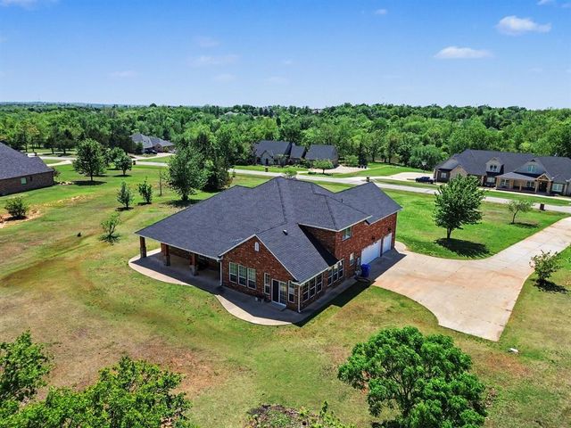 4551 Highland Lake Drive, Norman, OK 73026
