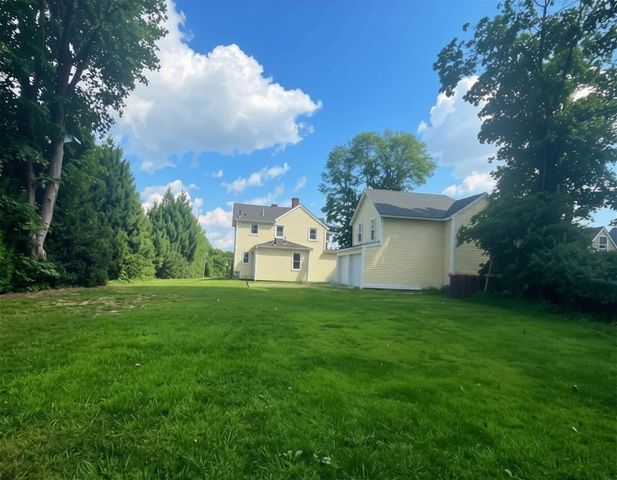 398 Main St, Wareham, MA 02571