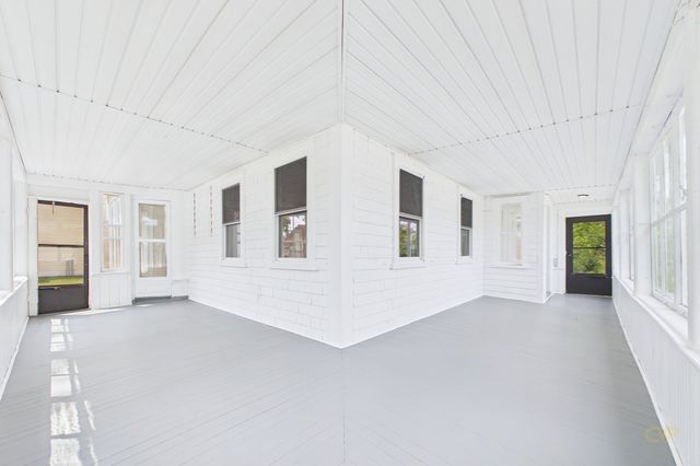 398 Main St, Wareham, MA 02571