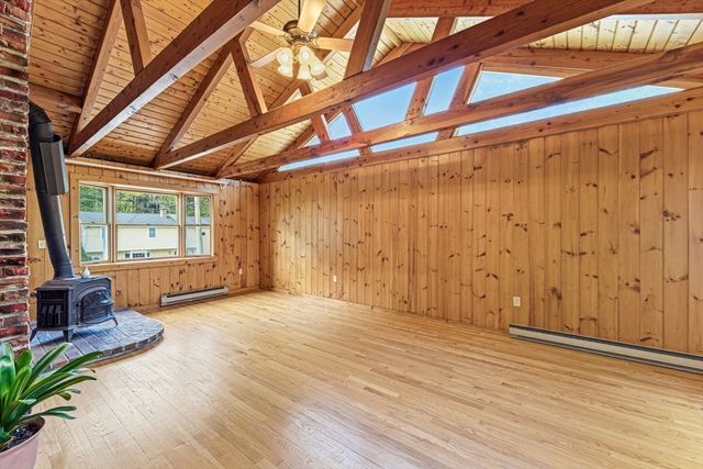 33 Wallace Road, Wayland, MA 01778