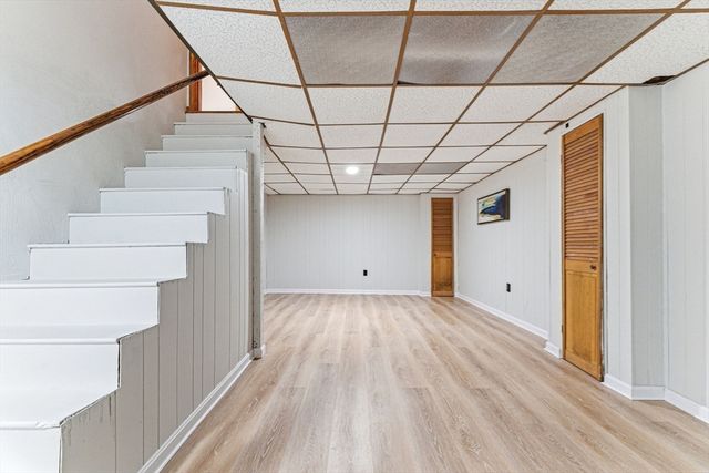 33 Wallace Road, Wayland, MA 01778