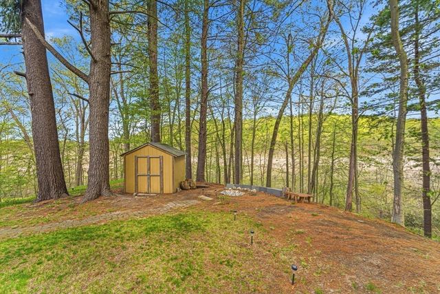 33 Wallace Road, Wayland, MA 01778