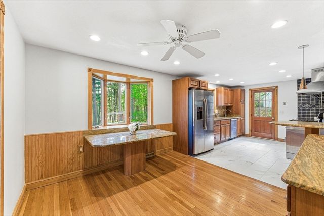 33 Wallace Road, Wayland, MA 01778