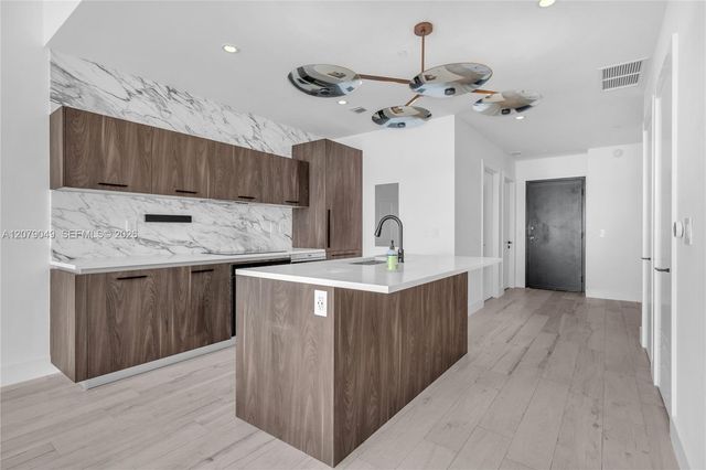 480 NE 31st Street 4706, Miami, FL 33137