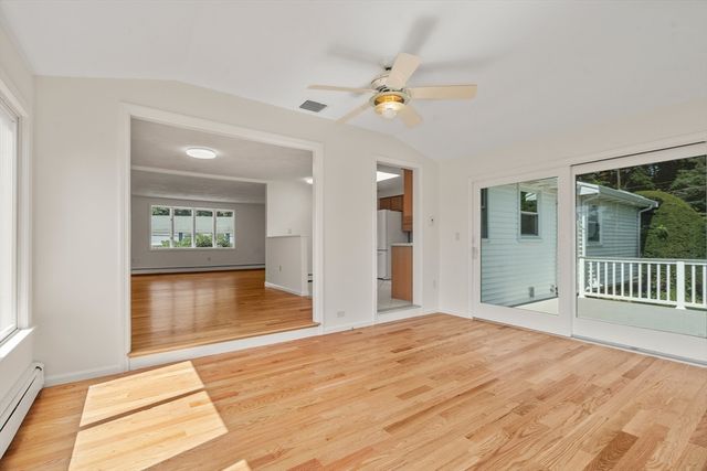 31 Phillips Cir, Waltham, MA 02452