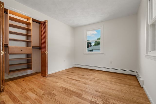 31 Phillips Cir, Waltham, MA 02452