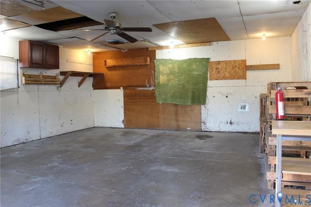 706 Floral Ave, Colonial Heights, VA 23834