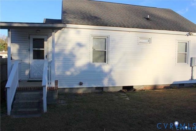 706 Floral Ave, Colonial Heights, VA 23834