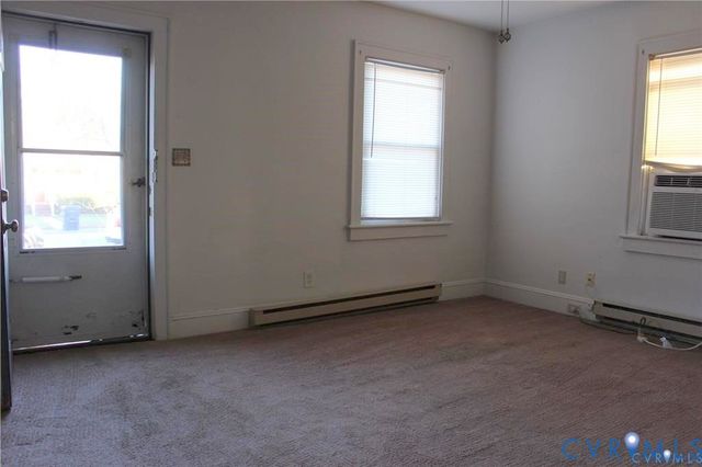 706 Floral Ave, Colonial Heights, VA 23834