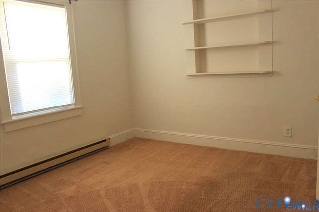 706 Floral Ave, Colonial Heights, VA 23834