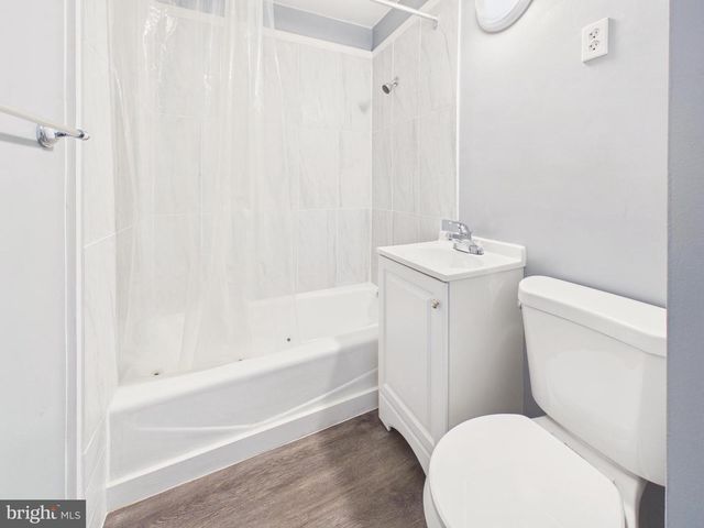 205 WEST AVE, Harrisburg, PA 17109