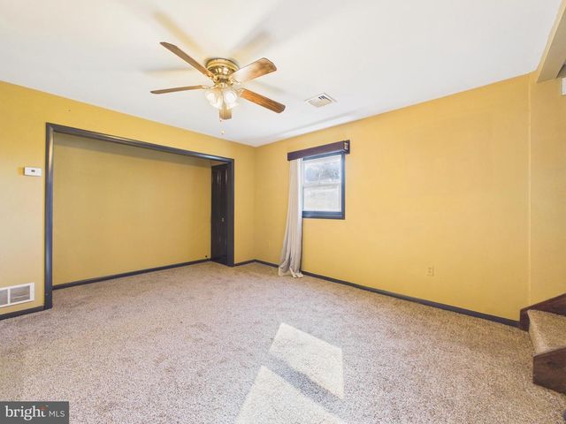 205 WEST AVE, Harrisburg, PA 17109
