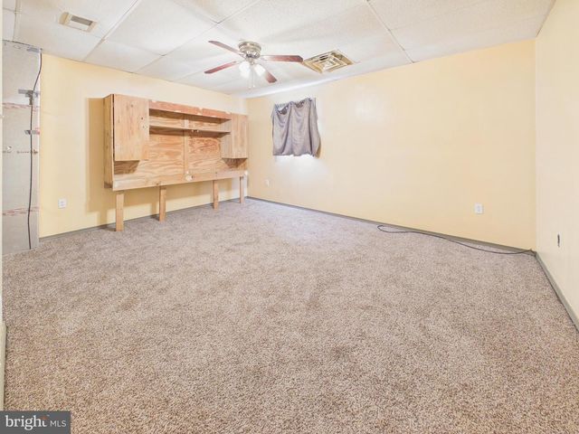 205 WEST AVE, Harrisburg, PA 17109