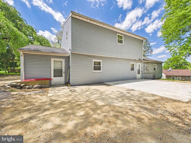205 WEST AVE, Harrisburg, PA 17109