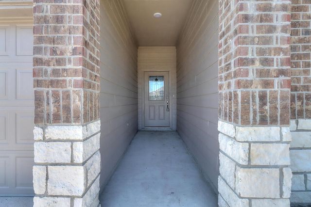 1278 Carnaby, Corpus Christi, TX 78415