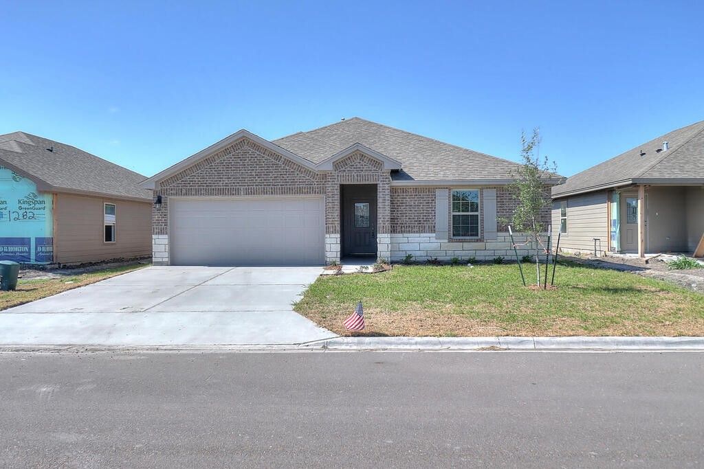 1278 Carnaby, Corpus Christi, TX 78415