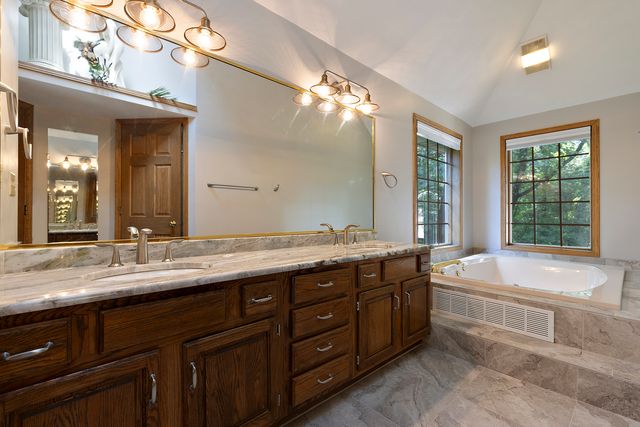 11705 Braemar Circle, Belvidere, IL 61008