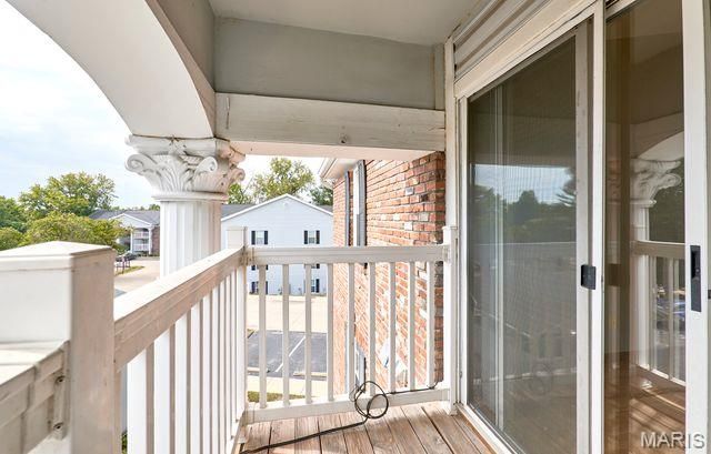 1960 Marine Terrace Drive K, Maryland Heights, MO 63146