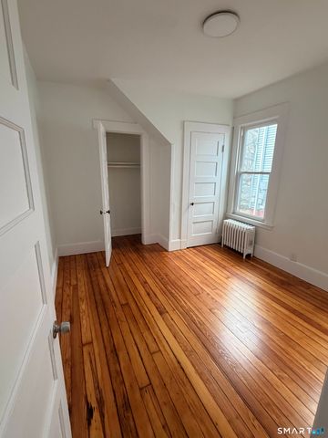 621 Elm Street, New Haven, CT 06511