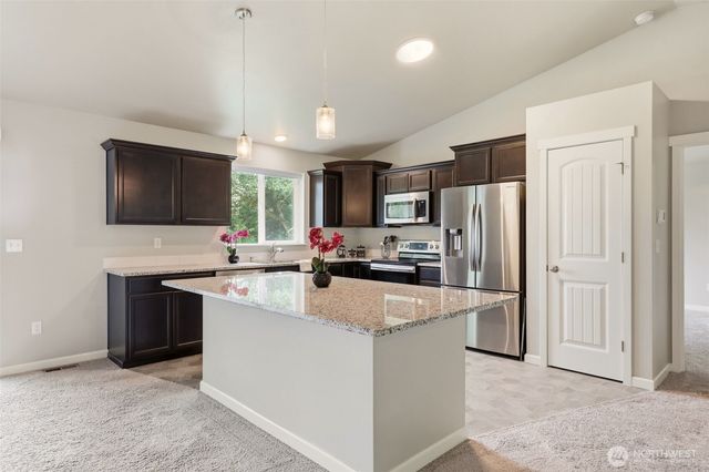 183 Rainier Lane, Port Ludlow, WA 98365