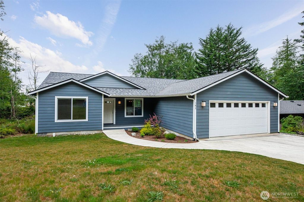 183 Rainier Lane, Port Ludlow, WA 98365