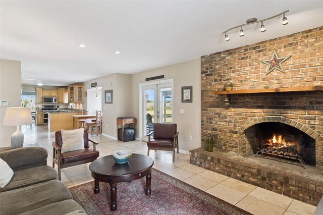 1256 CENTER STREET, Lake Wales, FL 33859