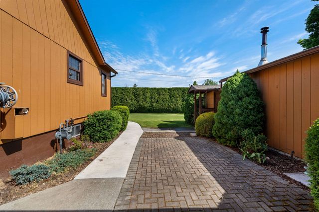 8203 E Frederick Ave, Spokane Valley, WA 99212