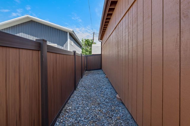 8203 E Frederick Ave, Spokane Valley, WA 99212