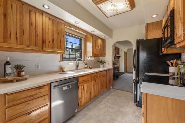 8203 E Frederick Ave, Spokane Valley, WA 99212