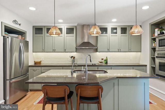 414 W PRICE ST, Philadelphia, PA 19144