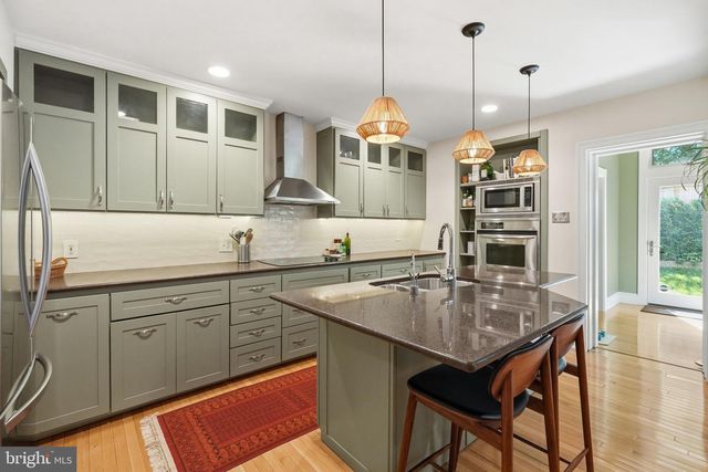 414 W PRICE ST, Philadelphia, PA 19144