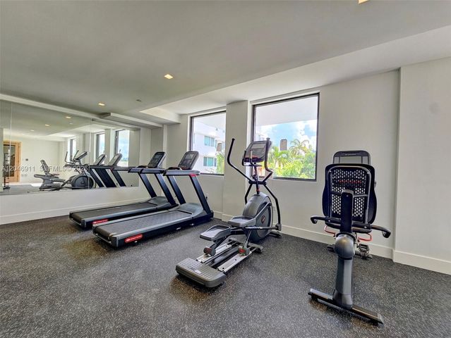 2829 Indian Creek Dr 605, Miami Beach, FL 33140