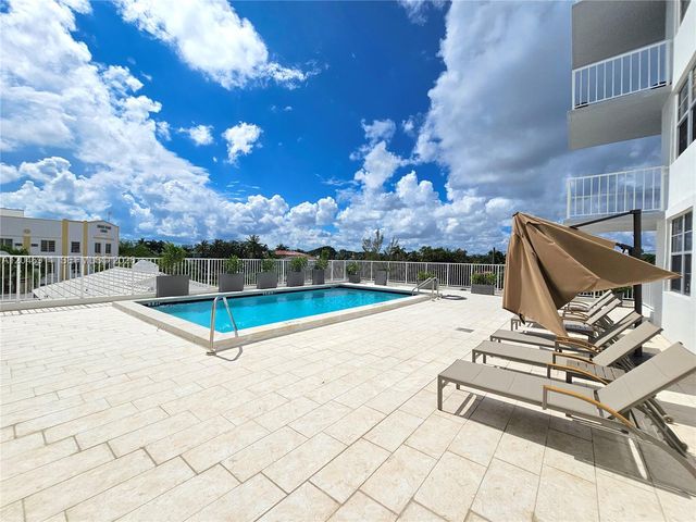 2829 Indian Creek Dr 605, Miami Beach, FL 33140