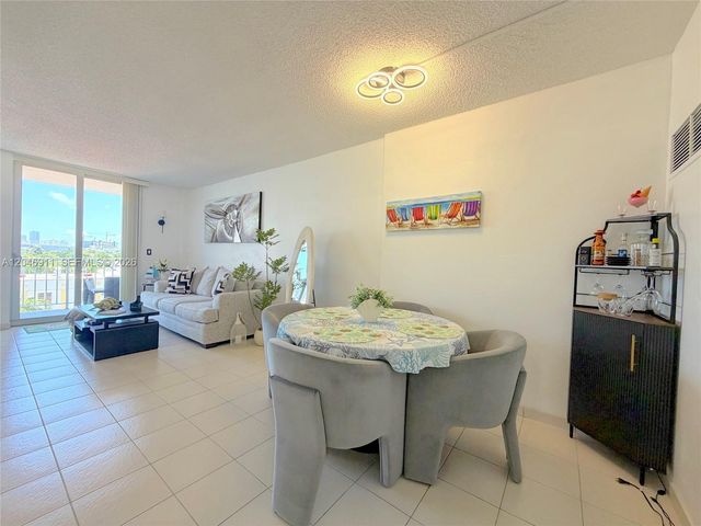 2829 Indian Creek Dr 605, Miami Beach, FL 33140