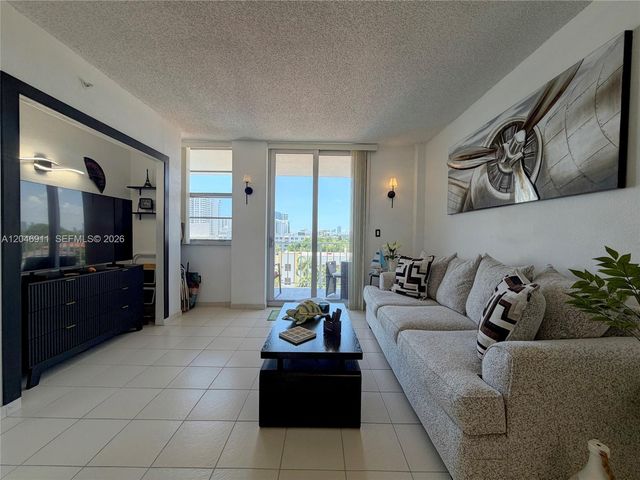 2829 Indian Creek Dr 605, Miami Beach, FL 33140