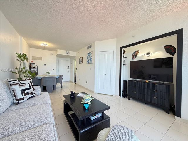 2829 Indian Creek Dr 605, Miami Beach, FL 33140
