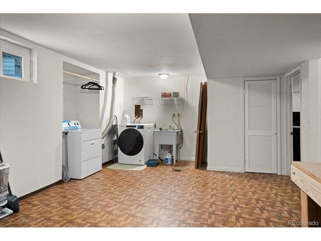 3062 S Hobart Way, Denver, CO 80227
