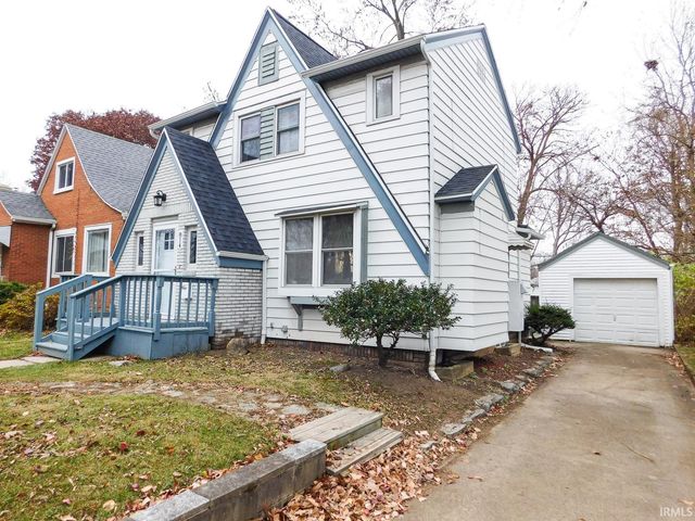 814 Kensington Boulevard, Fort Wayne, IN 46805