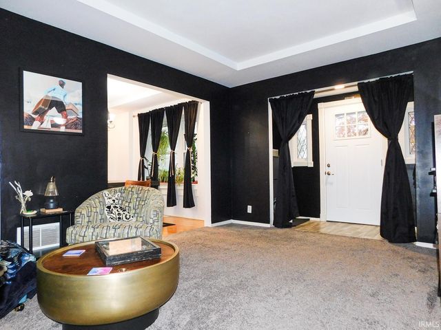 814 Kensington Boulevard, Fort Wayne, IN 46805