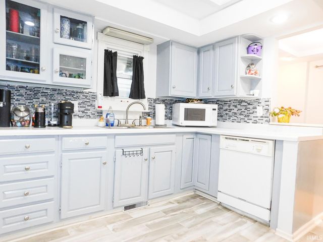 814 Kensington Boulevard, Fort Wayne, IN 46805