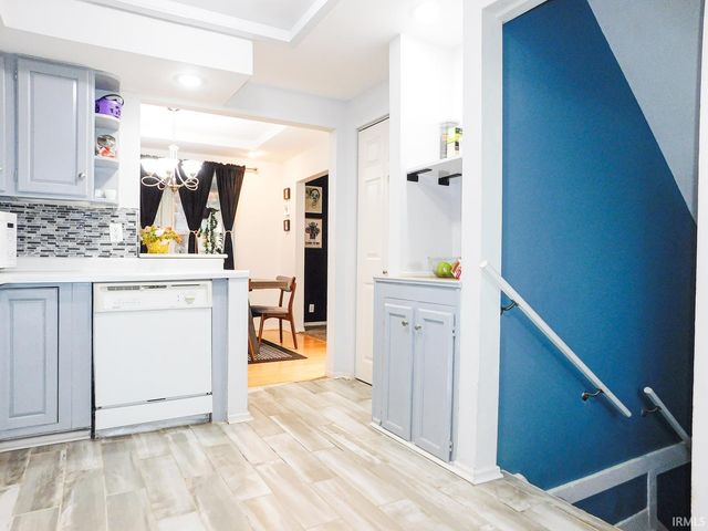 814 Kensington Boulevard, Fort Wayne, IN 46805