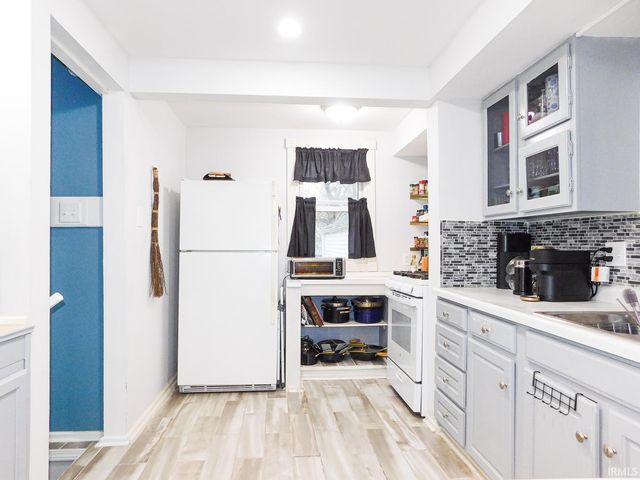 814 Kensington Boulevard, Fort Wayne, IN 46805