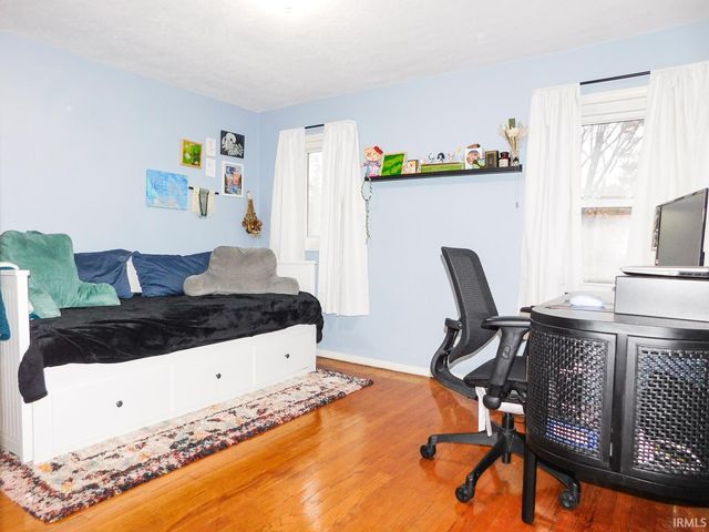 814 Kensington Boulevard, Fort Wayne, IN 46805