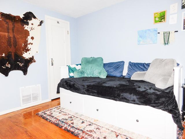 814 Kensington Boulevard, Fort Wayne, IN 46805