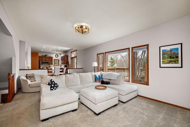 12629 Stoney Way, Eden Prairie, MN 55347