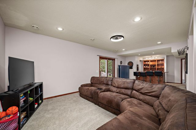 12629 Stoney Way, Eden Prairie, MN 55347