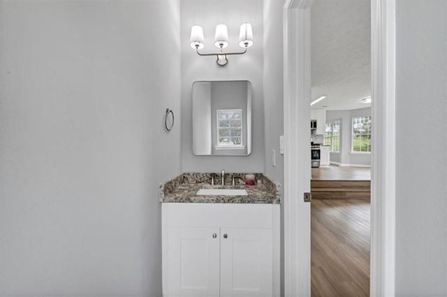 110 Carriage Lake Drive, Stockbridge, GA 30281