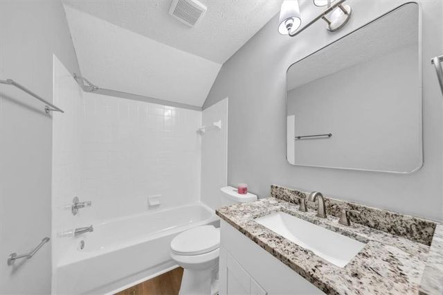 110 Carriage Lake Drive, Stockbridge, GA 30281