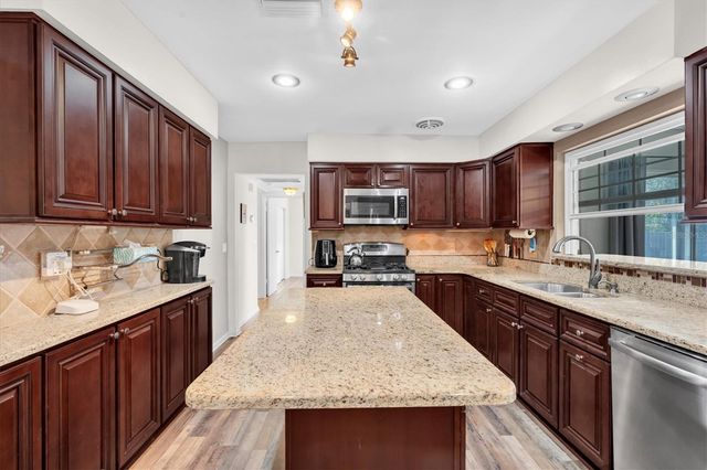 29 SOUTHWIND DRIVE, Largo, FL 33770