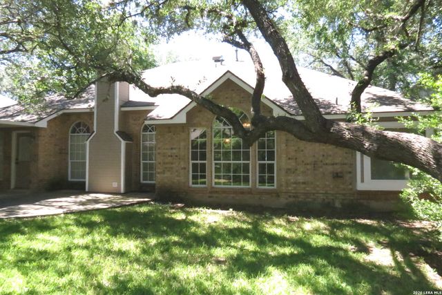 14 GROGANS MILL DR, San Antonio, TX 78248